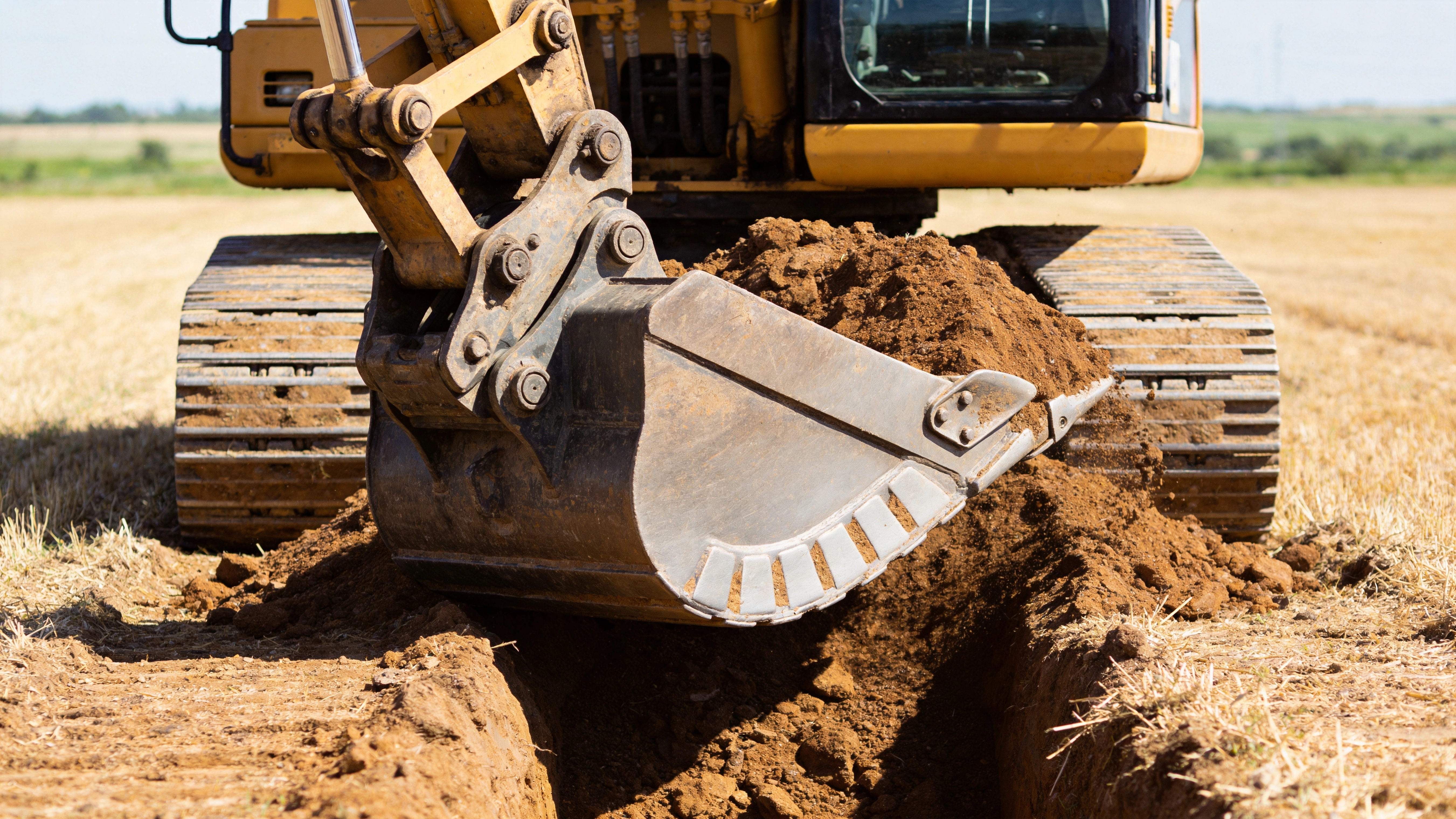 Selecting the correct excavator teeth Selecting the correct excavator teeth